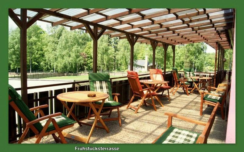 Hotel-Restaurant Johanniskreuz Trippstadt Екстер'єр фото