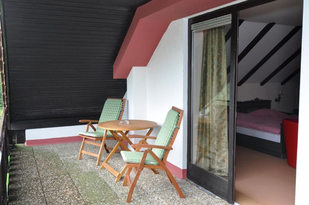 Hotel-Restaurant Johanniskreuz Trippstadt Номер фото