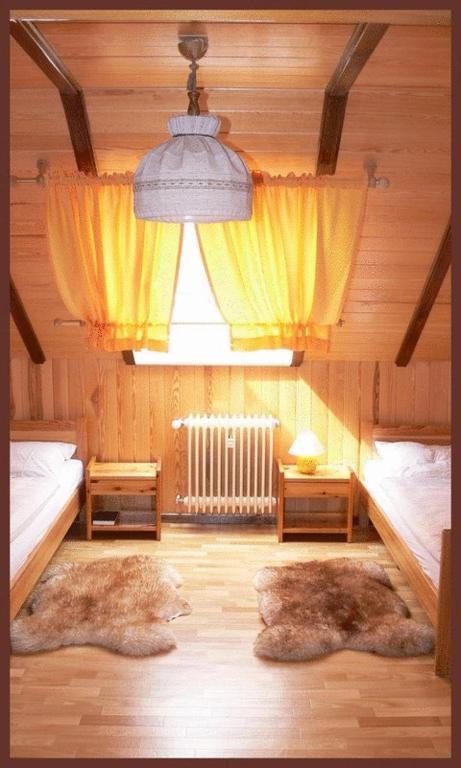 Hotel-Restaurant Johanniskreuz Trippstadt Екстер'єр фото