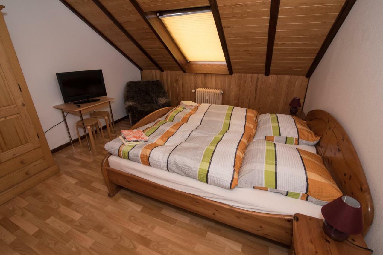 Hotel-Restaurant Johanniskreuz Trippstadt Екстер'єр фото