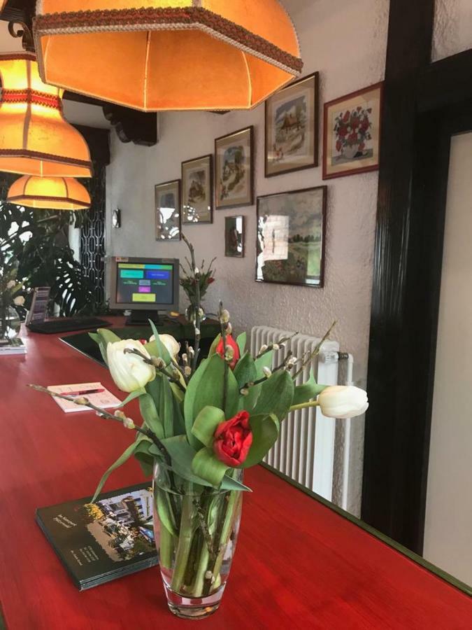 Hotel-Restaurant Johanniskreuz Trippstadt Екстер'єр фото