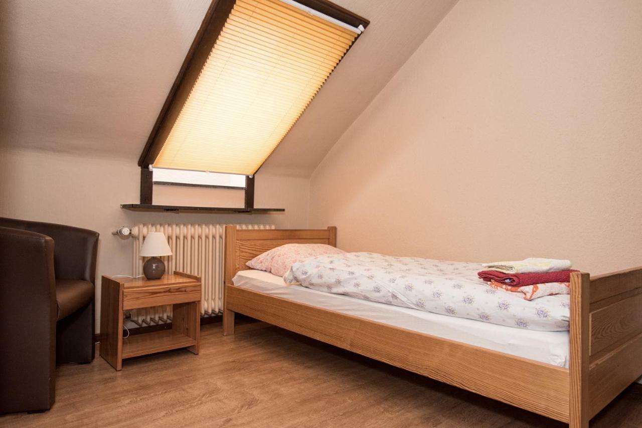 Hotel-Restaurant Johanniskreuz Trippstadt Екстер'єр фото