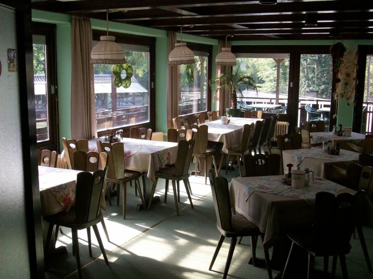 Hotel-Restaurant Johanniskreuz Trippstadt Екстер'єр фото